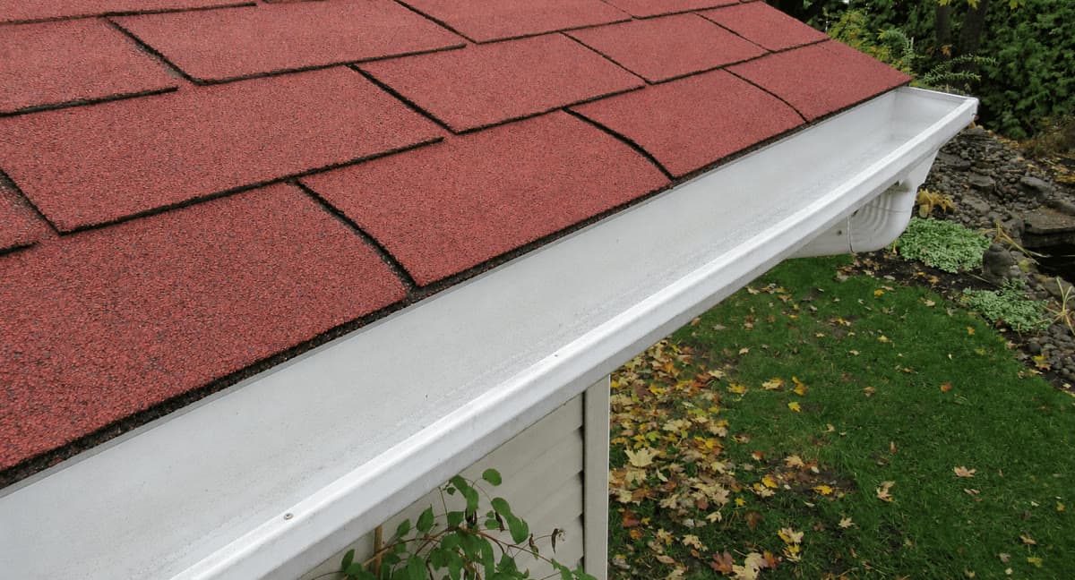 After: Gutter Cleaning: Fall Leaf Clearout